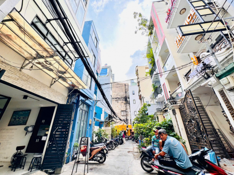 BÁN NHÀ 2 TẦNG MẶT TIỀN HXH NGUYỄN THÁI BÌNH, Q.1 (P.BÊN THÀNH)- DT 80M2 NGANG 4M*21M SH VUÔNG