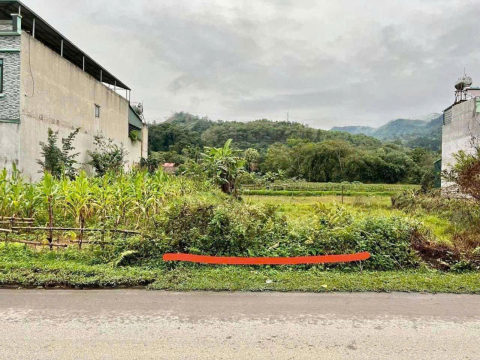 Cắt lỗ sâu đất mặt Quốc lộ 2 Km26 Việt Lâm, Vị Xuyên, Hà Giang - 100m2 thổ cư, giá nào cũng bán