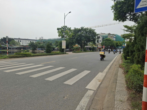 🏡 NHÀ ĐẸP TRUNG TÂM PHÚC LỢI –NGÕ Ô TÔ  THÔNG – GẦN VINHOMES RIVERSIDE – 40M² X 5 TẦNG – GIÁ