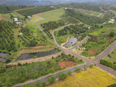 CẦN BÁN GẤP VILLAS FULL NỘI THẤT TẠI SUỐI THÔNG GARDEN BẢO LỘC - BÁN NHANH 3.070 TỈ