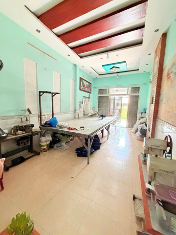 Bán nhà 1/ Đường Số 4, BHHA, Bình Tân - đường 8m  - 4x17.8m - 3 tầng BTCT - 6.7tỷ(tl)