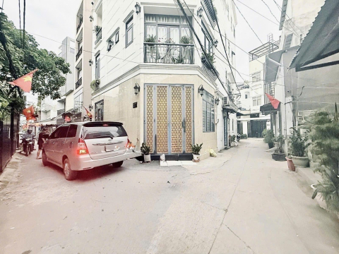 LÔ GÓC, NGAY THỐNG NHẤT, 4 TẦNG ĐÚC + MÁI BTCT , FULL NT  6 PHÒNG, 5 WC, GIÁ CHỈ NHỈNH 6 TỶ.