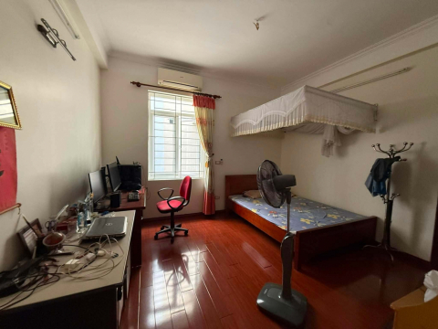 Chính chủ bán nhà mặt phố Lò Đúc, 4 tầng, mặt tiền 4.5m, 60m2, 45 tỷ, kinh doanh đỉnh