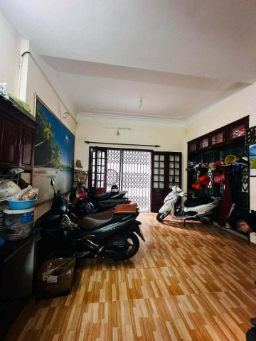 Bán nhà mặt phố Ấu Triệu 121m2, mặt tiền 5.3m, 74.5 tỉ, kinh doanh khách sạn cực đỉnh