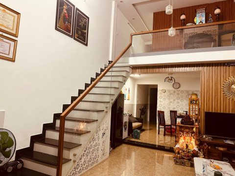 🔴💥Bán căn nhà mặt tiền vừa ở vừa kinh doanh - đường Hoà Mỹ 8