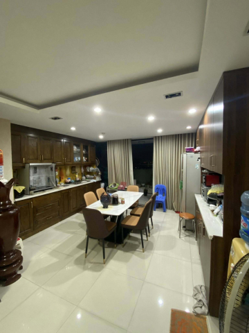 Bán nhà Lê Đại Hành, 30m2, 4 tầng, mặt tiền 4.2m, 10.4 tỉ, ngõ rộng xe máy quay đầu